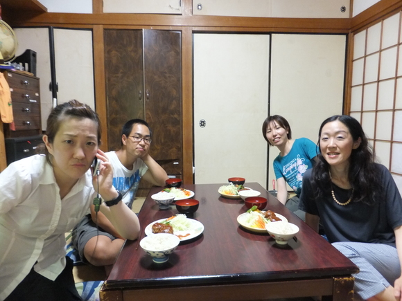 ゆうだいとペンキ塗り♪ お客さんがたくさん来てくれました!_a0080406_11531100.jpg