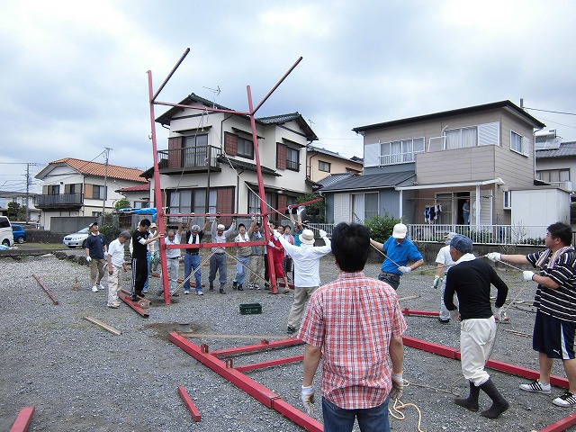 駿河台3丁目天王祭の「やぐら建て」_f0141310_7373579.jpg