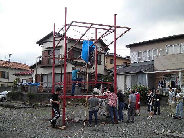 駿河台3丁目天王祭の「やぐら建て」_f0141310_7385376.jpg