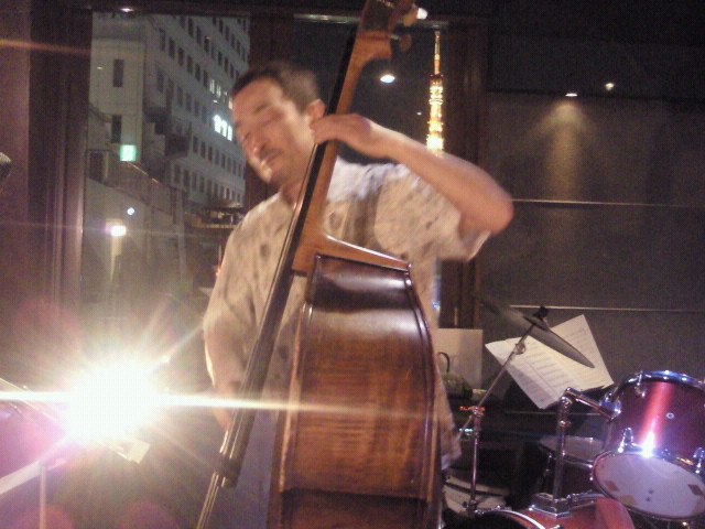 クラブt楽しく終了です。明けて本日はチャーリズクラブ。_f0178313_233255.jpg