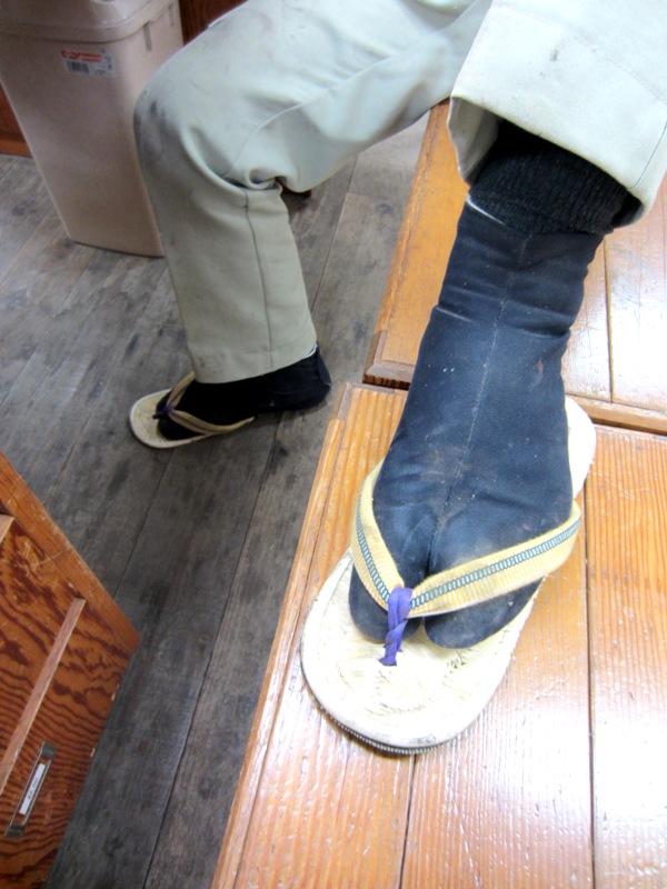 阿部さんの足袋と雪駄 : タマケンブログ～工務店と登山