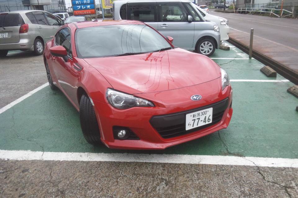 真っ赤な　BRZ　試乗車あります。（13日夕方まで）_b0237229_11571074.jpg