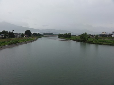 遠くの八海山・駒ケ岳は見えません_a0084753_82149.jpg