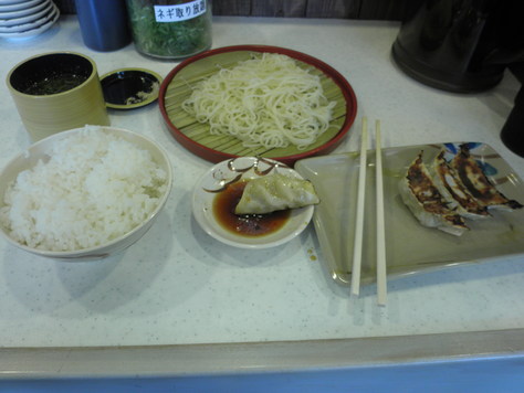 ラーメン開運丸　　　　川西市_c0118393_1913417.jpg