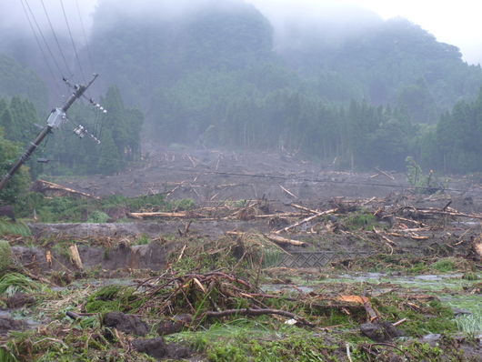 7月13日 記録的集中豪雨被災地視察_e0092715_1831542.jpg