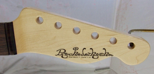 雪森さんオーダーの「Solid T-Line Custom」を着色。_e0053731_19205176.jpg