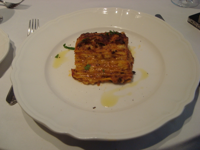 原宿「RISTORANTE CAVACAVALLO」へ行く。_f0232060_115198.jpg