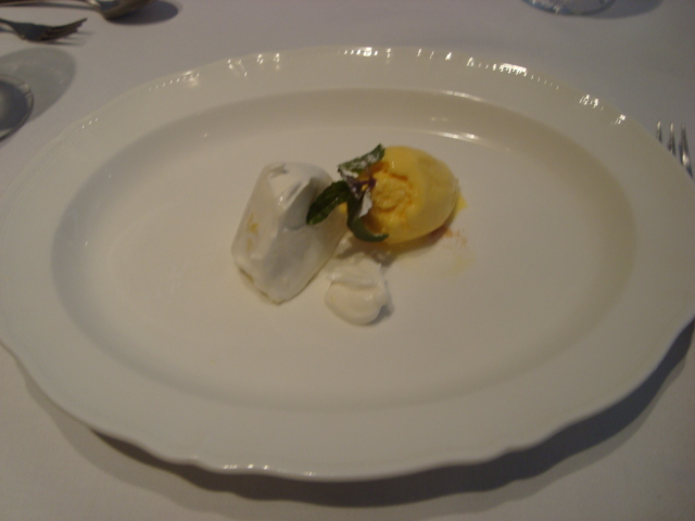 原宿「RISTORANTE CAVACAVALLO」へ行く。_f0232060_15411.jpg