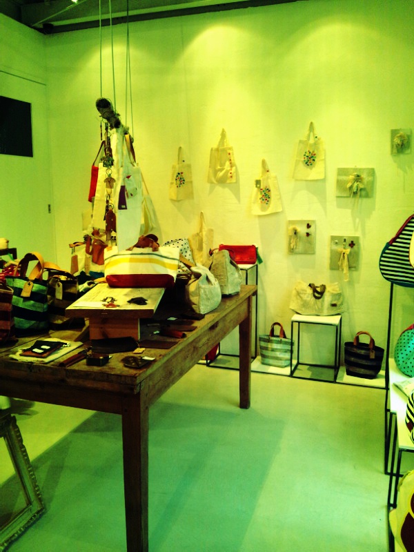 古材チーク家具展とbag collection_c0246783_2233788.jpg