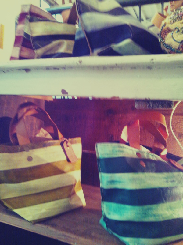 古材チーク家具展とbag collection_c0246783_22353652.jpg