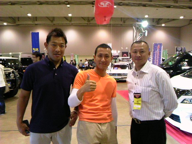 ランクルトミー!!ウッチーブログ!!_b0127002_2154911.jpg