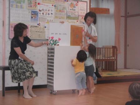 2012.07.13  　おはなし会_f0142009_12244833.jpg