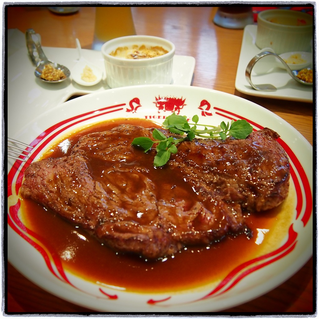 岡崎 ♦ Tiger cafe「ローストビーフ」食べ行こう♪_a0148431_2358484.jpg