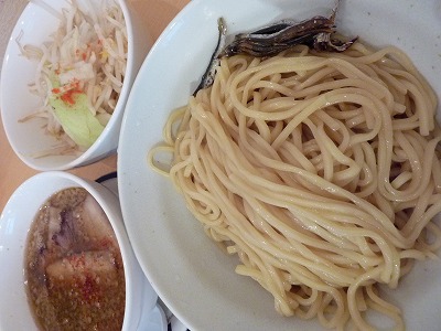 二郎系ではない。_b0209132_22201641.jpg