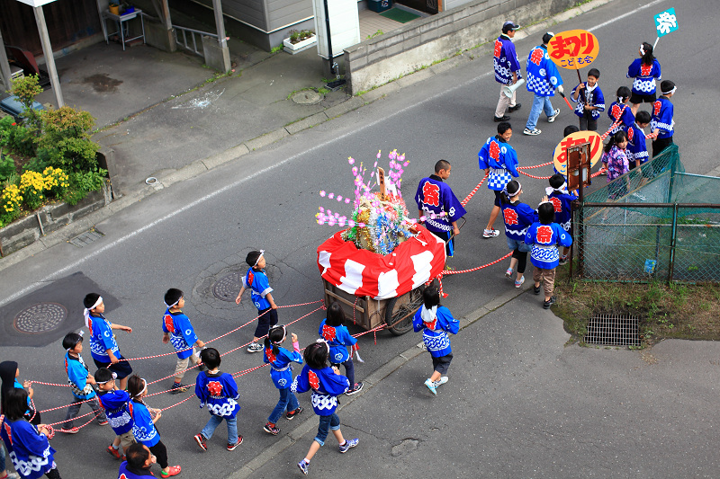 樽前山神社祭り　子供祭り行列いいね_a0160581_160461.jpg