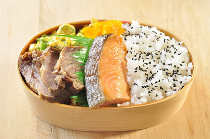 鮭弁当_b0171098_957131.jpg