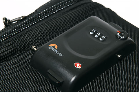 Lowepro プロローラー X 300_d0123727_16584538.jpg