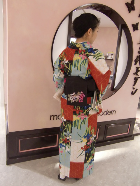 ＊＊＊着物でご来店のお客様＊＊＊_e0167832_1903490.jpg