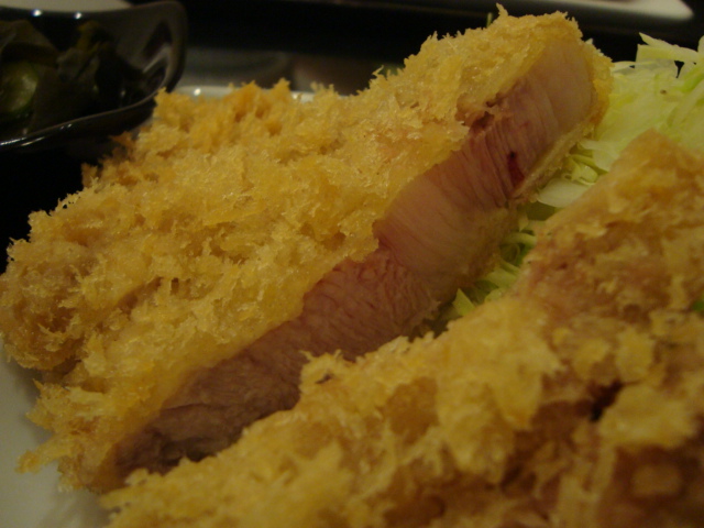 高田馬場「とんかつ 成蔵」へ行く。_f0232060_1205184.jpg