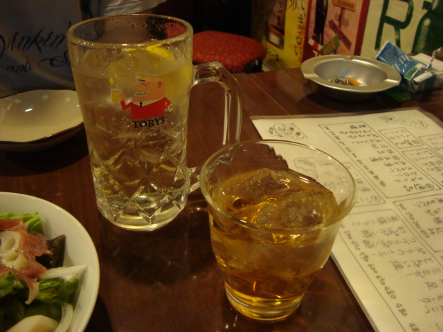 西荻窪「やきとん 成 (なる)」へ行く。_f0232060_19383989.jpg