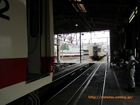 観光列車アルプスエキスプレスの休日仕様_a0243562_8384879.jpg