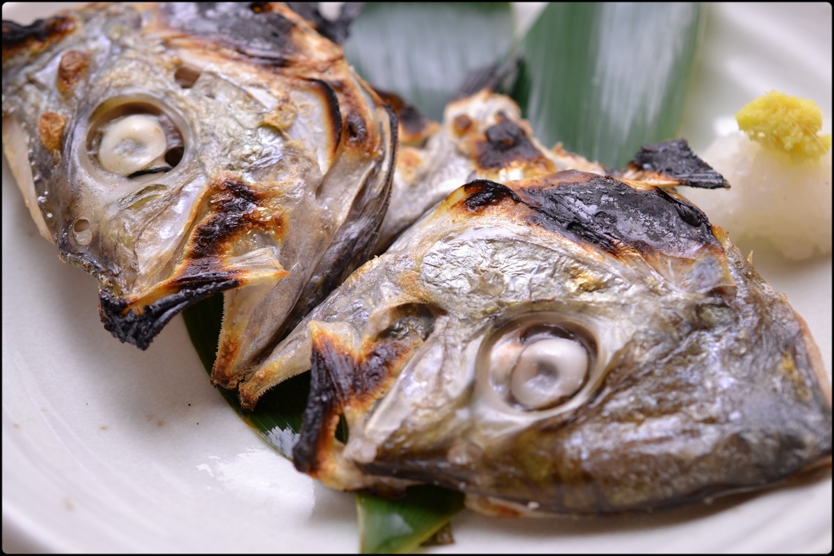 カイワリの兜焼き 魚と野菜と私と和ノ香 カイワリの兜焼き 魚と野菜と私と和ノ香