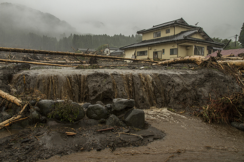 土石流災害！熊本県阿蘇市一の宮坂梨_a0096313_19362897.jpg