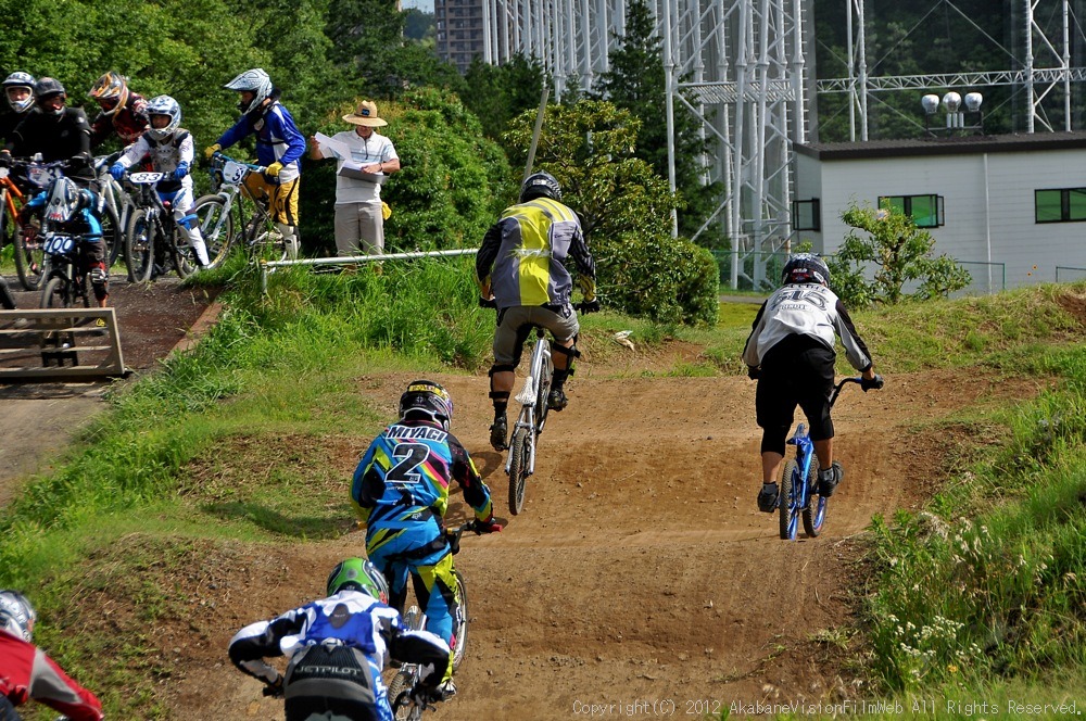 JOSF７月緑山定期戦VOL3：BMXマスターズ決勝　動画あり_b0065730_09426.jpg