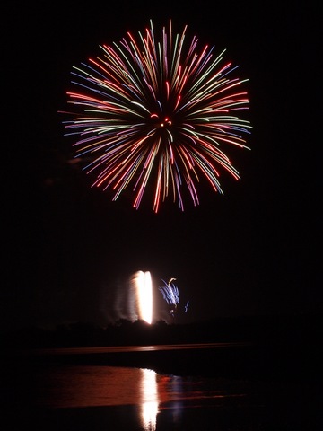 fireworks display_b0199742_10275732.jpg