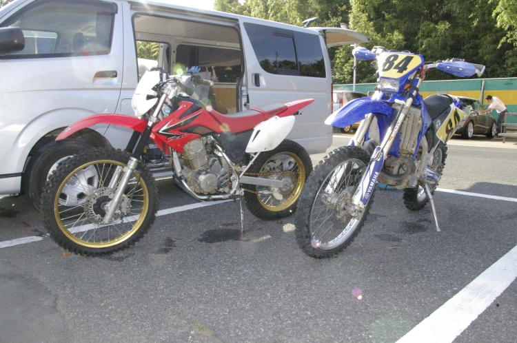 a0206678_175054100.jpg