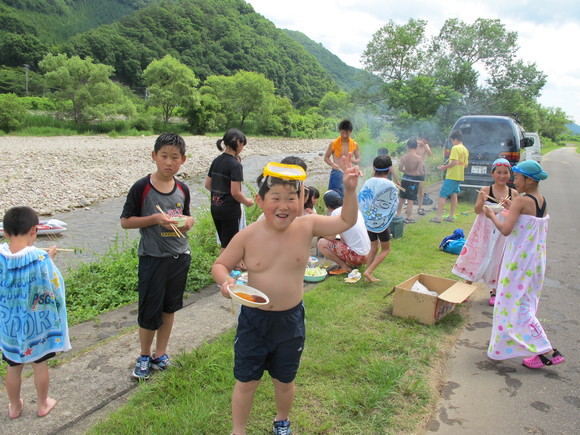 川遊び~_b0152504_8463688.jpg