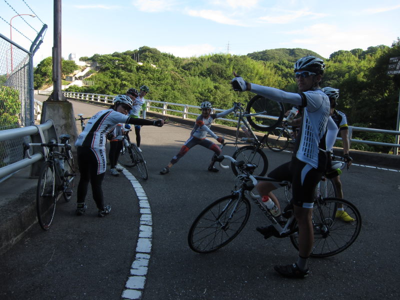 最後に思わぬ試練！しかしそのご褒美は至極の絶景-初のダムダム団イベント参加・アワイチ④_e0138081_1044105.jpg