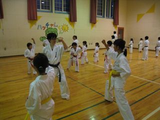 新発寒道場 暑さに負けずに稽古!_c0118332_22482666.jpg