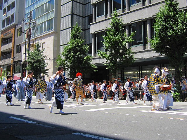 2012祇園祭③巡行_e0237645_1824514.jpg