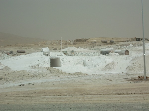 f0235252_1585096.jpg