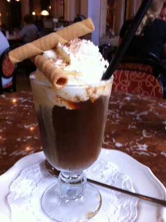 ウィーンのカフェ雑感 その2_d0069964_4255493.jpg