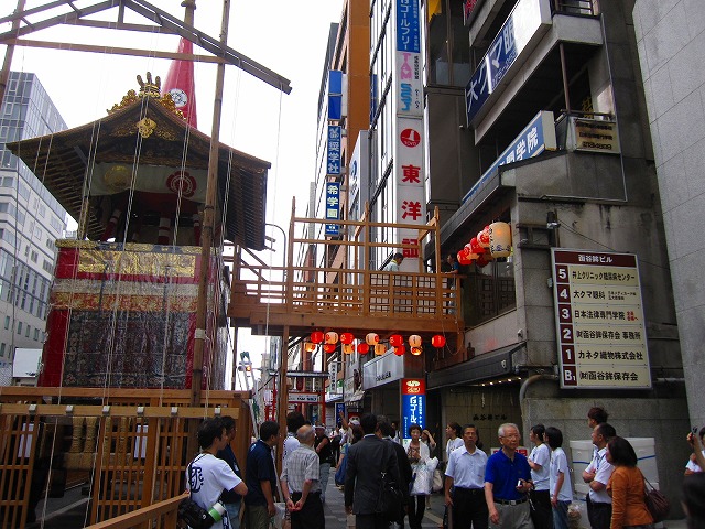 2012祇園祭①鉾立て・準備_e0237645_1116337.jpg