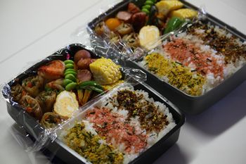 ブルーベリーチーズケーキ＆今日のお弁当_f0196800_1631856.jpg