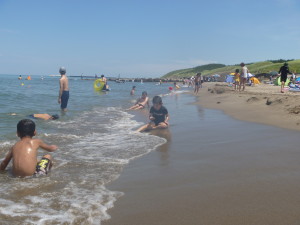 海の日に海！そして救急車！_e0041324_0342973.jpg