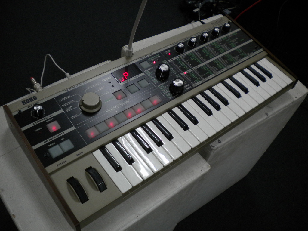 オンライン最安価格 MICROKORG ジャンク品 マイクロコルグ korg | www