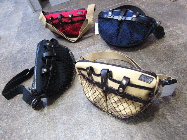 自分へBONUS 編 ③ ・・・ Pokit (Capsuel Shoulder ・M) & 御知らせ..._d0152280_2595515.jpg