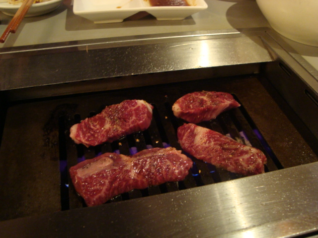 中目黒「Beef Kitchen　ビーフキッチン」へ行く。_f0232060_20402671.jpg