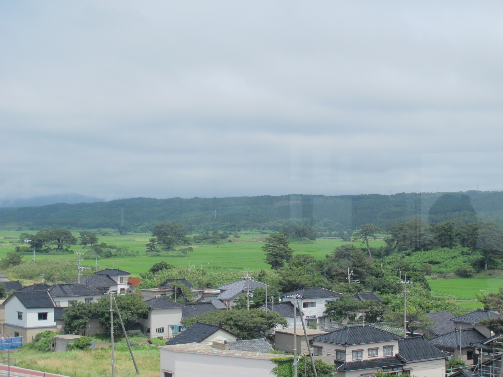 道の駅象潟「ねむの丘」展望階より古の九十九島、八十八潟を偲ぶ_c0075701_2047264.jpg