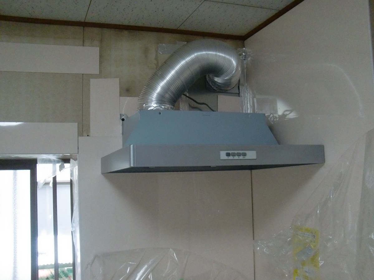 キッチン 換気扇 ダクト