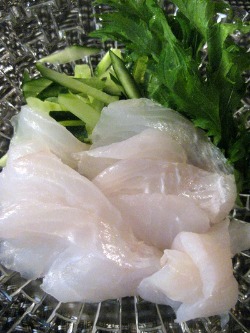 白身の刺身と貝ざんす グンジ家の食卓 白身の刺身と貝ざんす グンジ家の食卓