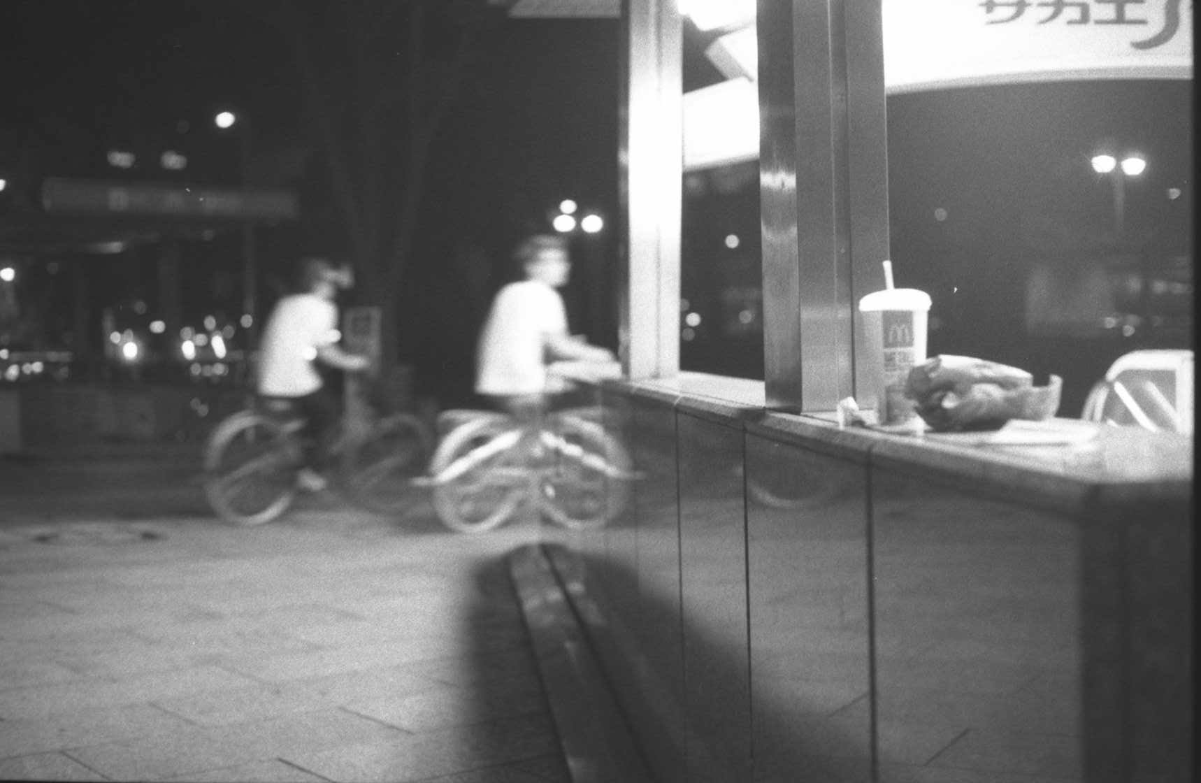 Nighthawks ;　Kentmere400@EI3200 T-MAX Developer(1:19) 　静止現像(23C 3h)_f0160179_16253728.jpg