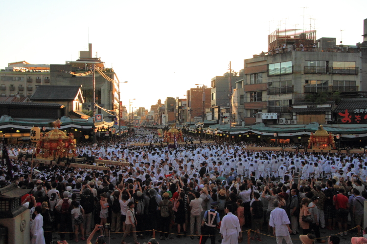 祇園祭 ~神幸祭~_e0051888_20571571.jpg