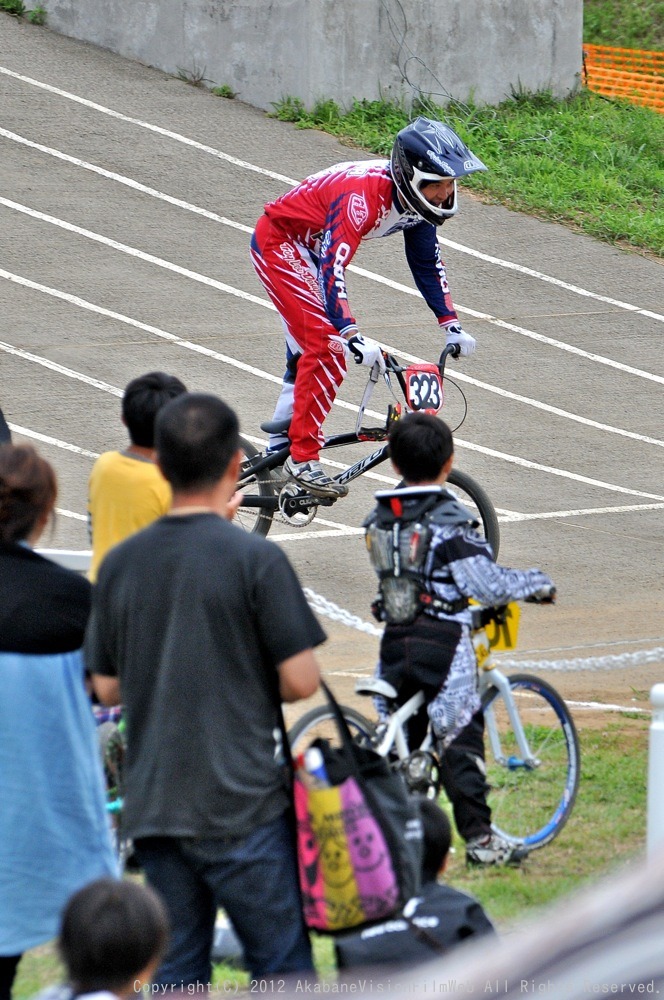 2012JBMXF シリーズ、エリートシリーズ第3戦ひたち海浜公園VOL1エリート決勝 動画あり_b0065730_1131316.jpg