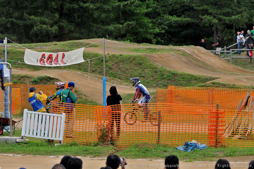 2012JBMXF シリーズ、エリートシリーズ第3戦ひたち海浜公園VOL1エリート決勝 動画あり_b0065730_11491423.jpg