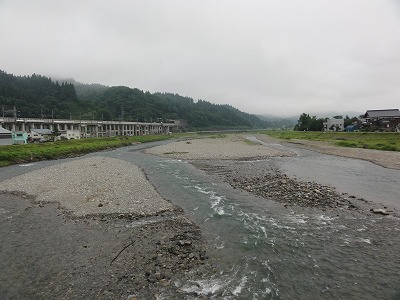 朝早くて八海山・駒ケ岳が見えません_a0084753_8192645.jpg